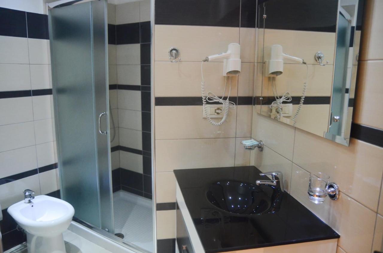 Imperial Hotel Ih Ελβασάν Δωμάτιο φωτογραφία