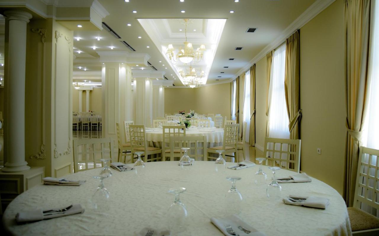 Imperial Hotel Ih Ελβασάν Εξωτερικό φωτογραφία